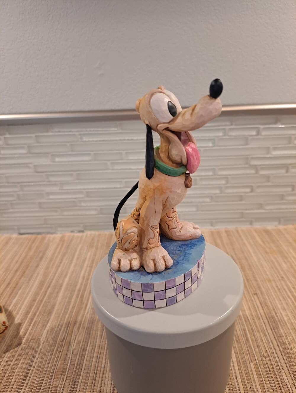 This Jim Shore Disney Pluto "Loyal Pluto" Figure #4009256 - Picture 2 of 5